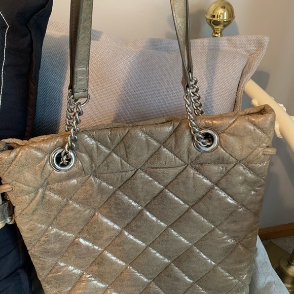 Michael Kors Handbag - Picture 6 of 15